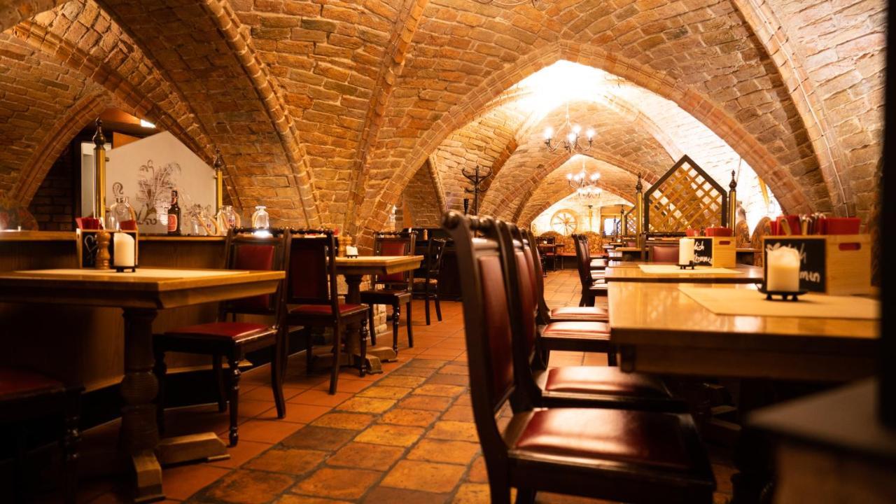 Hotel Am Hopfenmarkt Росток Экстерьер фото