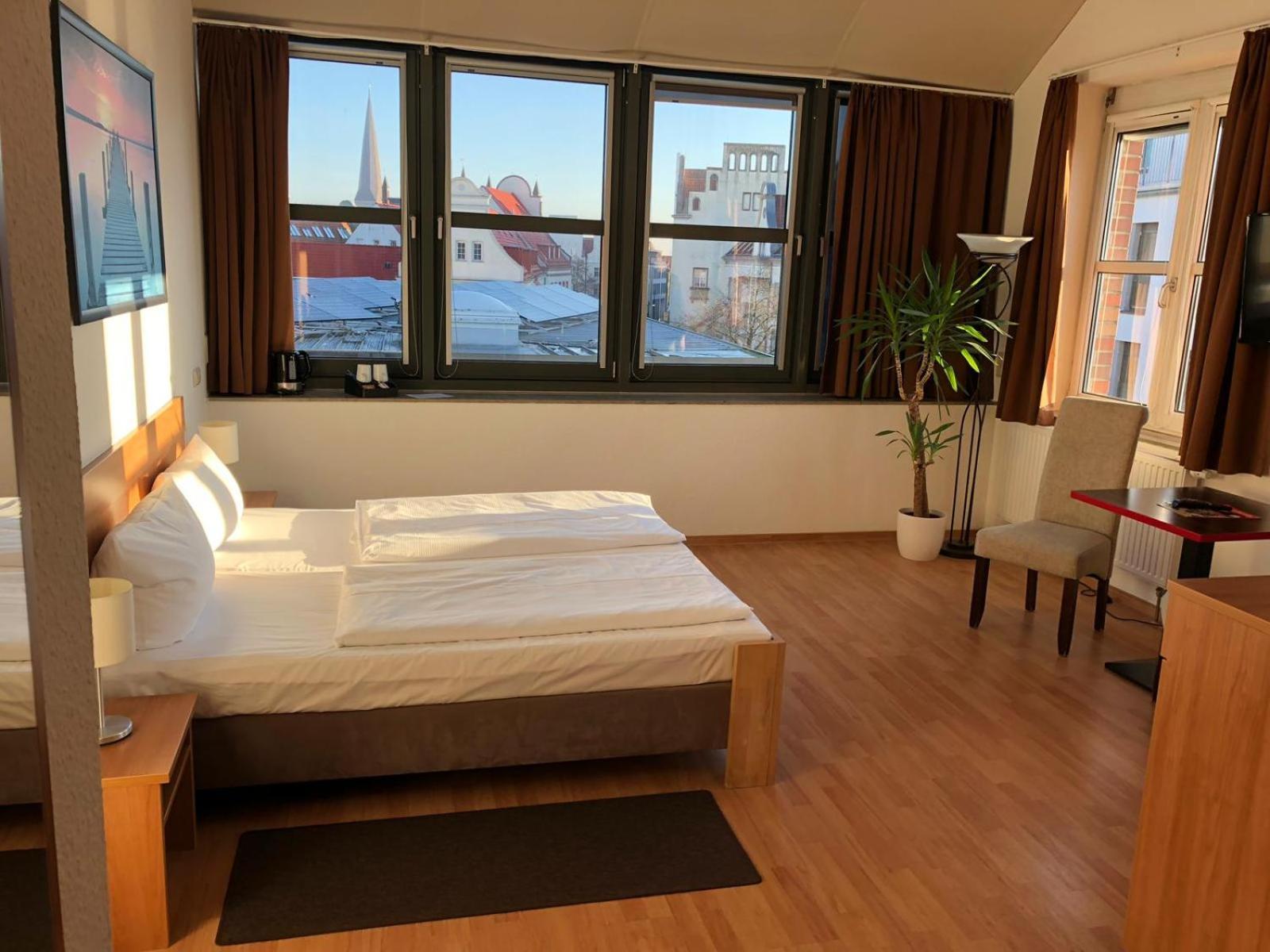 Hotel Am Hopfenmarkt Росток Экстерьер фото