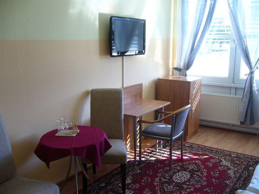 Hotel Am Hopfenmarkt Росток Экстерьер фото