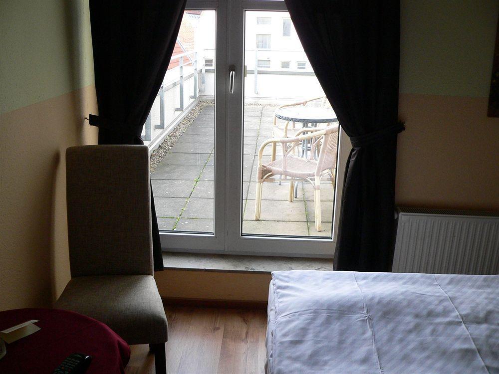 Hotel Am Hopfenmarkt Росток Экстерьер фото